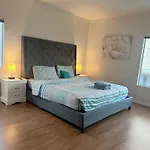 3 Bedrooms House With Private Pool Free Parking