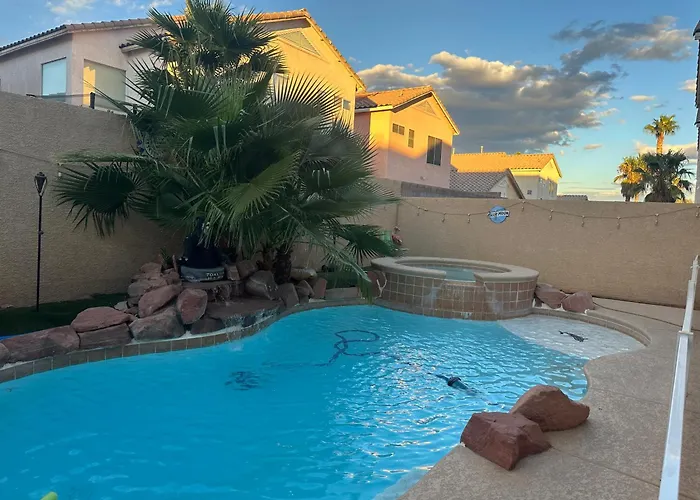 3 Bedrooms House With Private Pool Free Parking